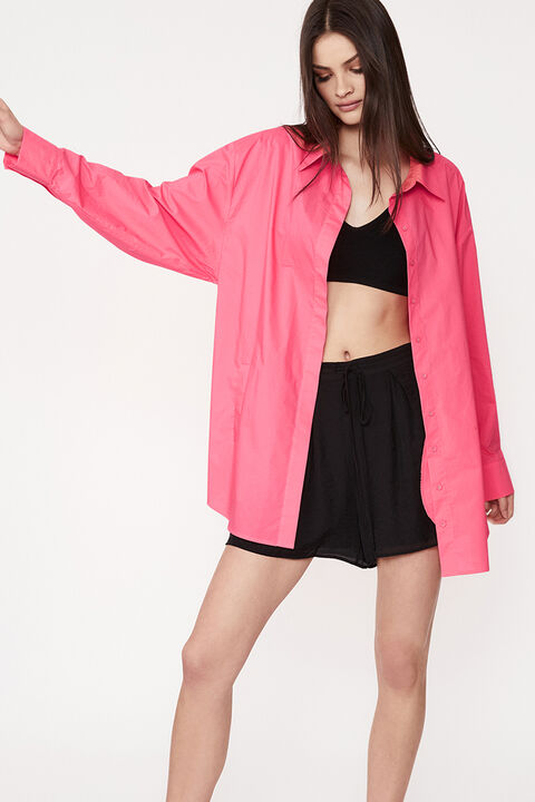 ALYSSA BOYFRIEND SHIRT in colour CHALK PINK