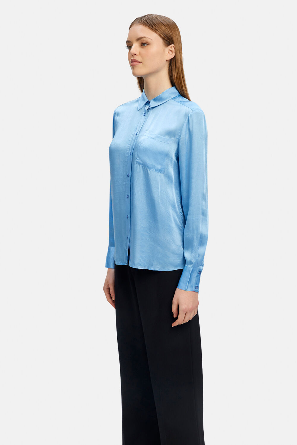 CLASSIC COLLAR SHIRT in colour BLUEBIRD