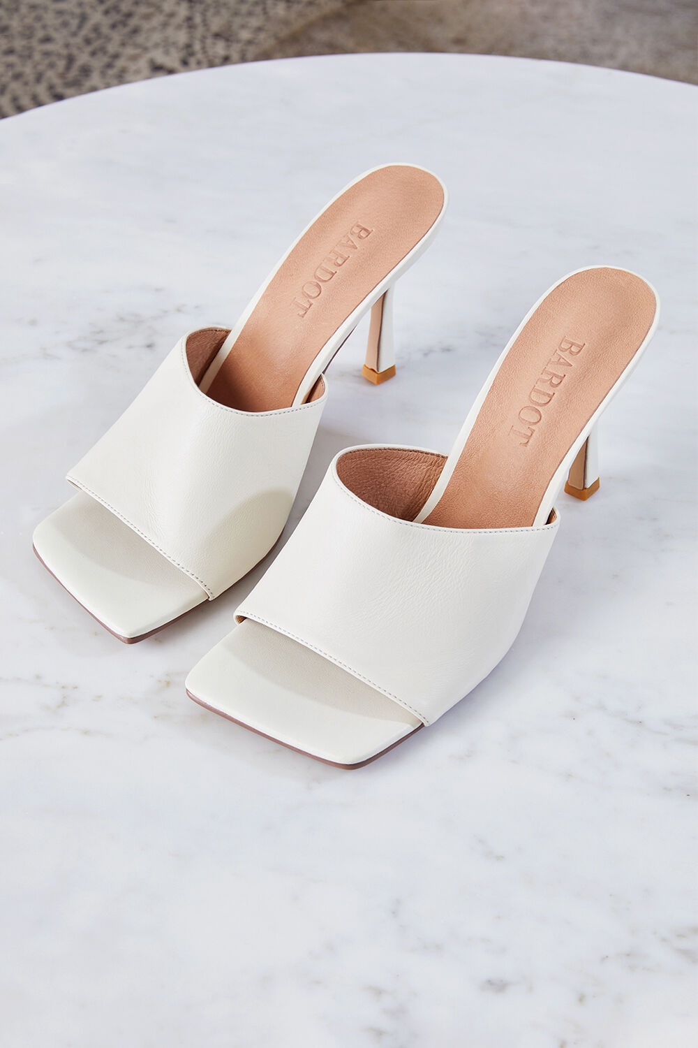 ROCHELLE HEEL in colour CLOUD DANCER
