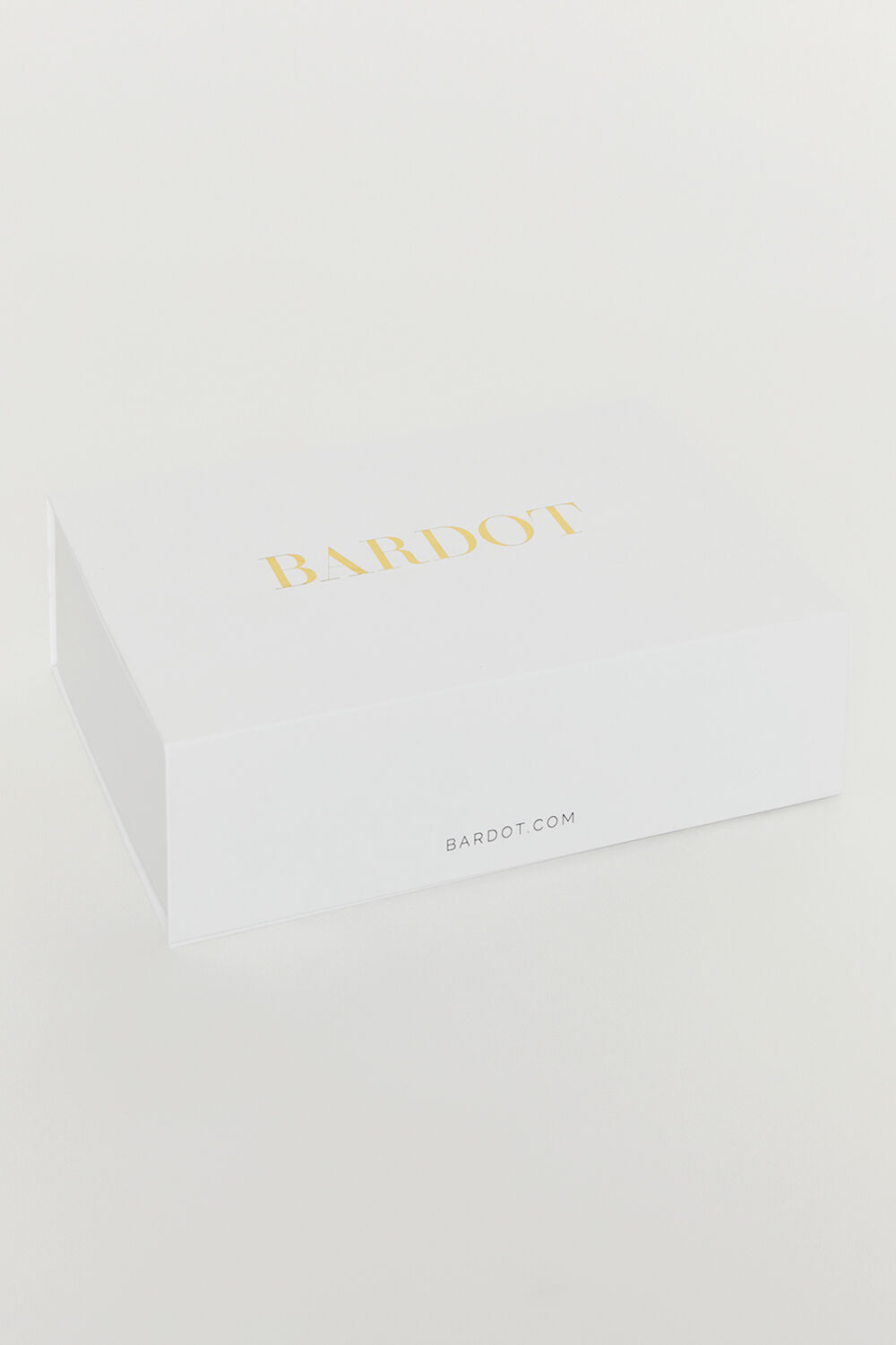 LARGE GIFT BOX in colour BRIGHT WHITE