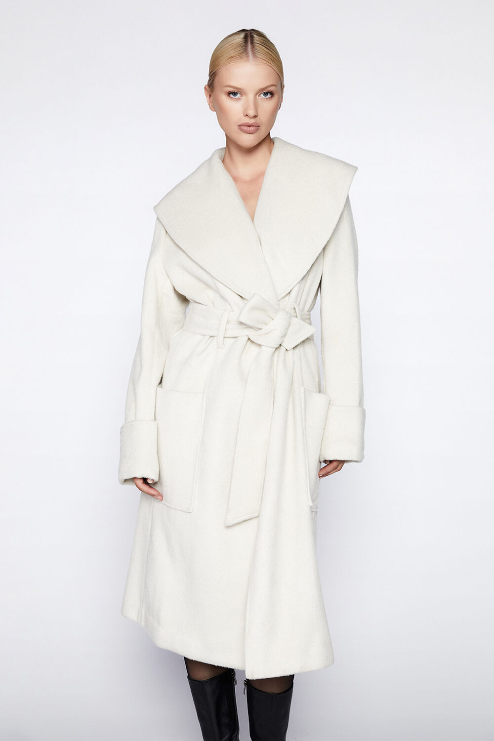 CEDRIC COAT in colour CLOUD DANCER