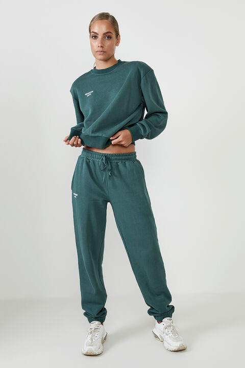 THE ORGANIC SWEAT PANT  in colour GREEN GABLES