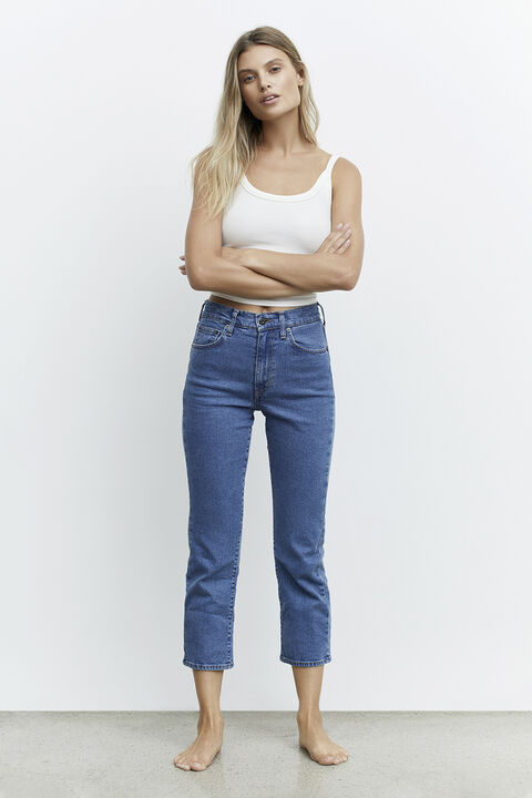 PETRA STRAIGHT JEAN in colour TRUE NAVY