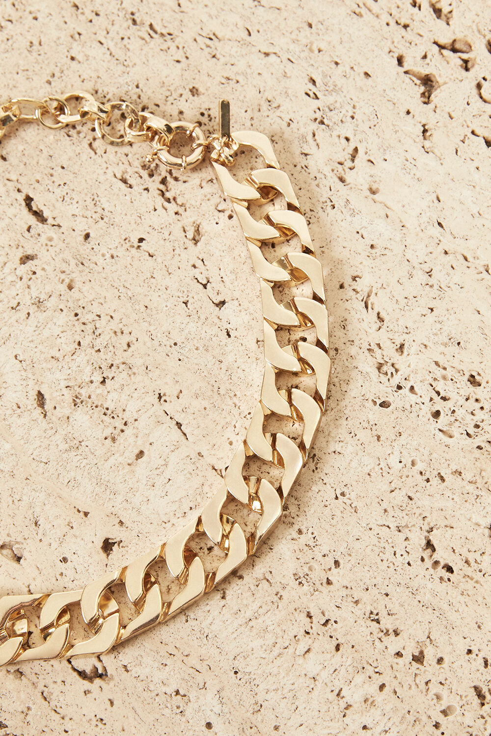 Gold Plated Chunky Necklace in Gold 