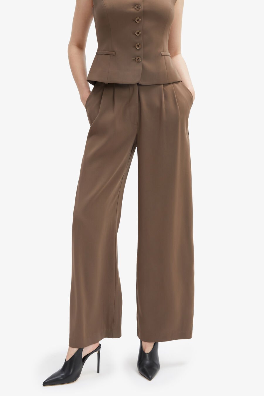 Sloane Straight Leg Pant