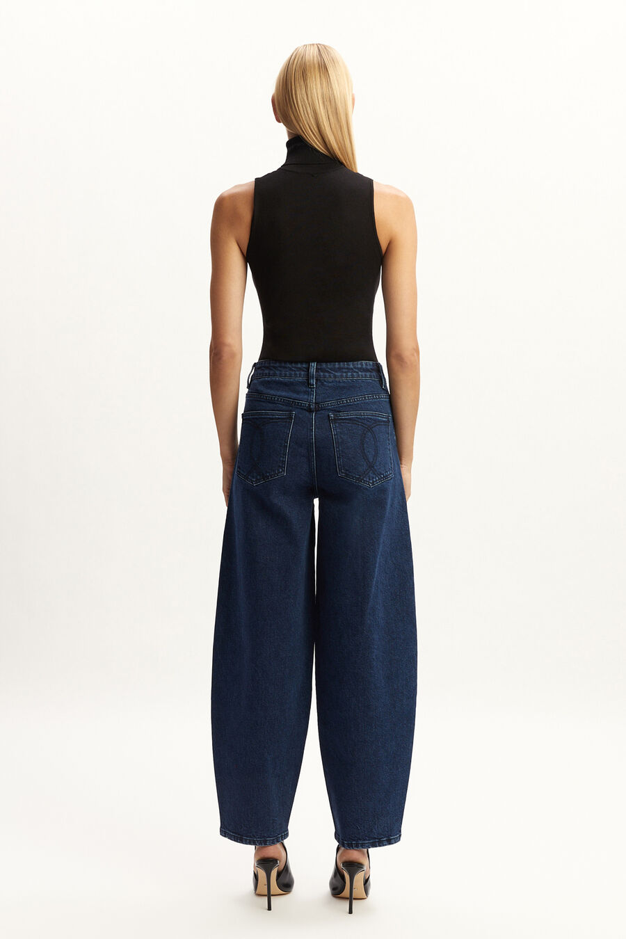 Delphina Barrel Leg Jean