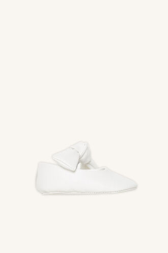 BOW BABY SHOE in colour WHITE ALYSSUM