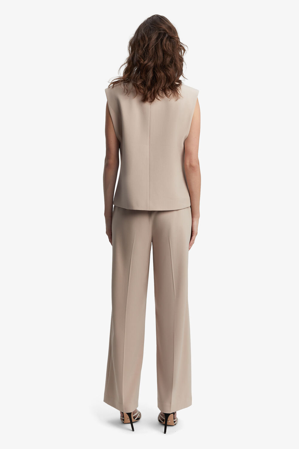 SLOANE LONGLINE VEST in colour OXFORD TAN