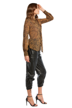 ZEBRA TIE TOP in colour TAPIOCA