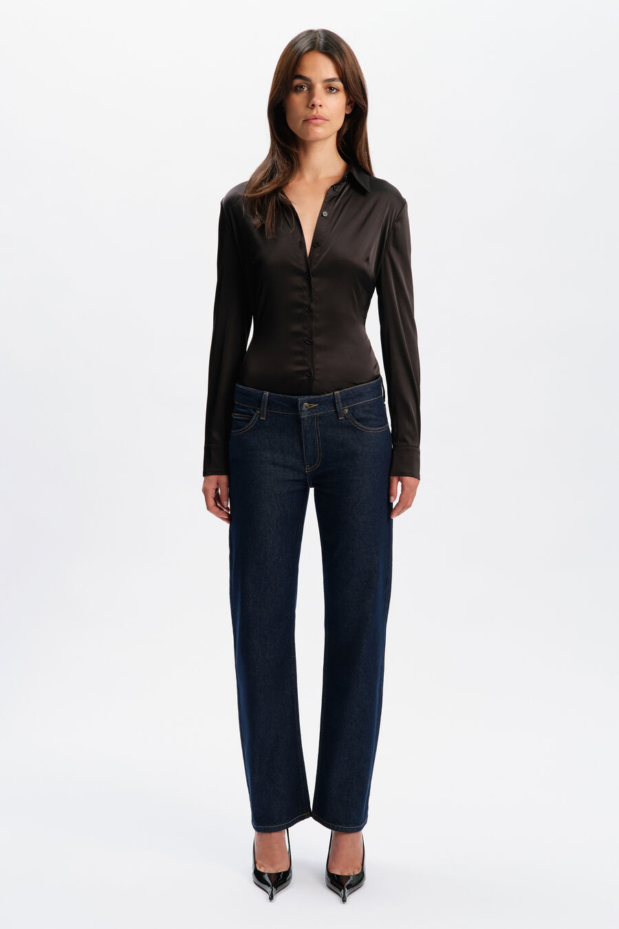030 Low Rise Straight Leg Jean