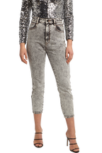 ACID WASH SLIM JEAN in colour JET SET