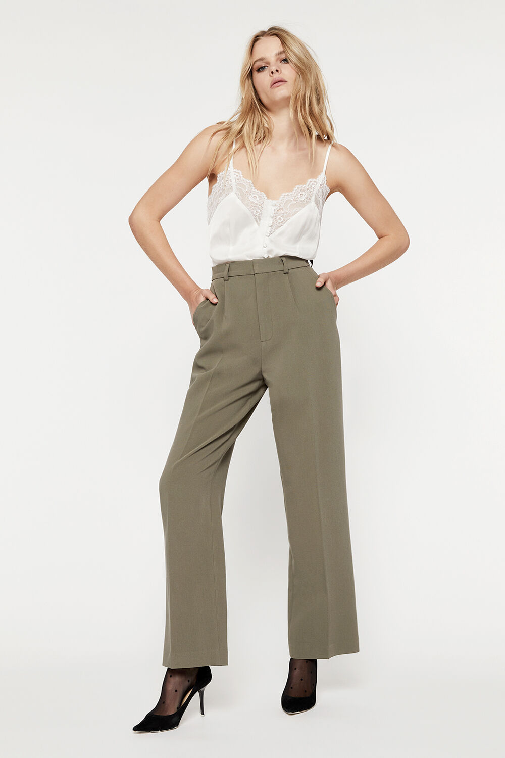 MAISON STRAIGHT LEG PANT in colour IVY GREEN