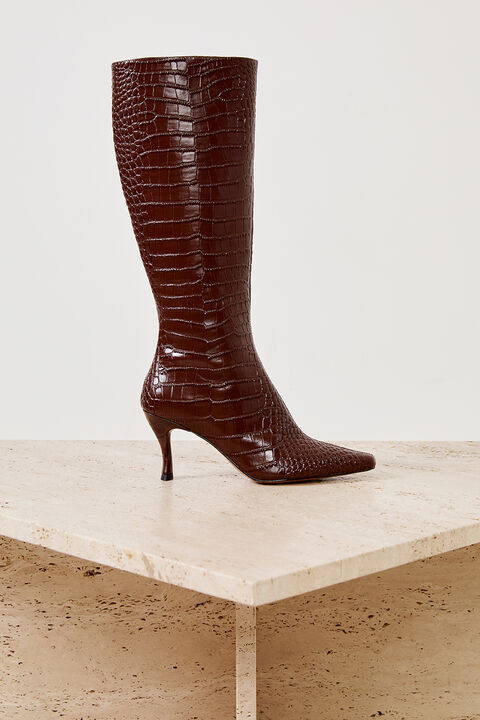 THE AMELIE BOOT  in colour CHOCOLATE BROWN