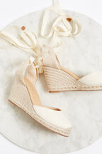VACAY ESPADRILLE WEDGE in colour CLOUD DANCER
