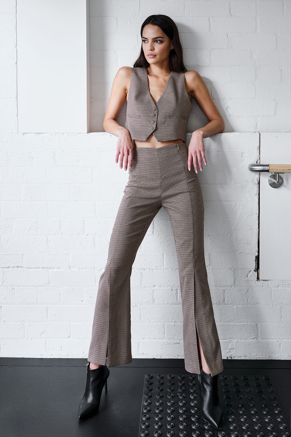 CARMELLE CHECK PANT in colour TOBACCO BROWN