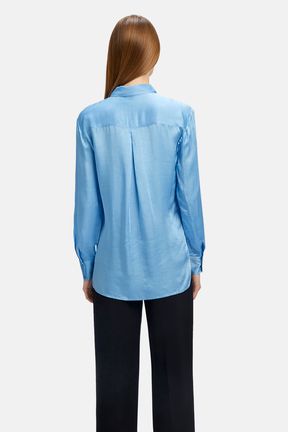 CLASSIC COLLAR SHIRT in colour BLUEBIRD