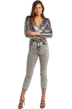 ACID WASH SLIM JEAN in colour JET SET