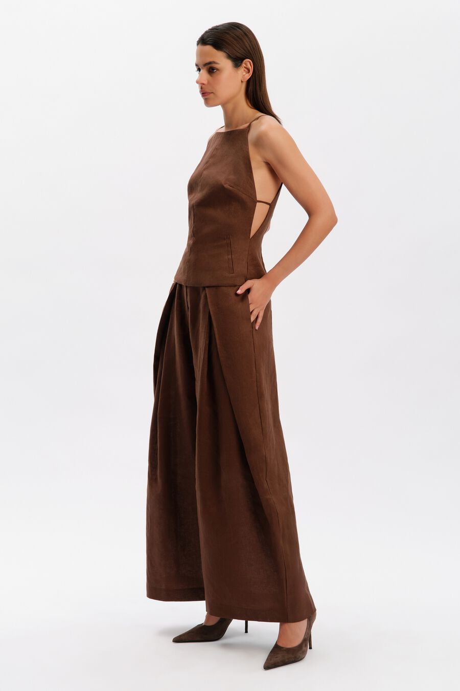 Arelia High Neck Linen Top