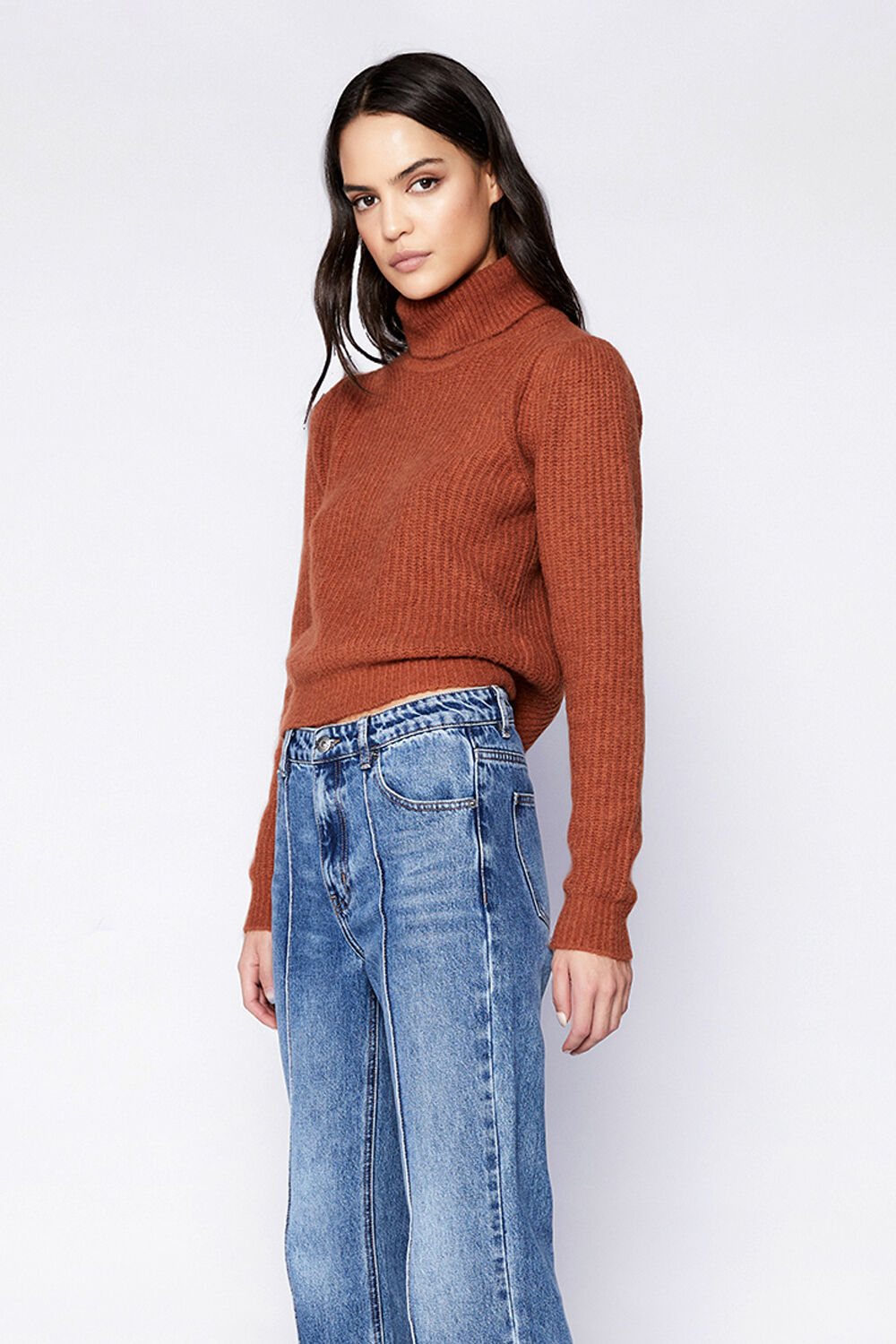 RORY CROP KNIT in colour COPPER BROWN