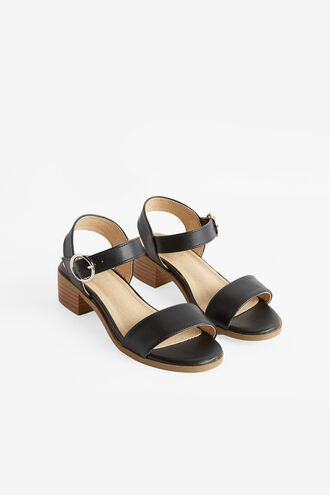 CALLIA BUCKLE HEEL in colour CAVIAR