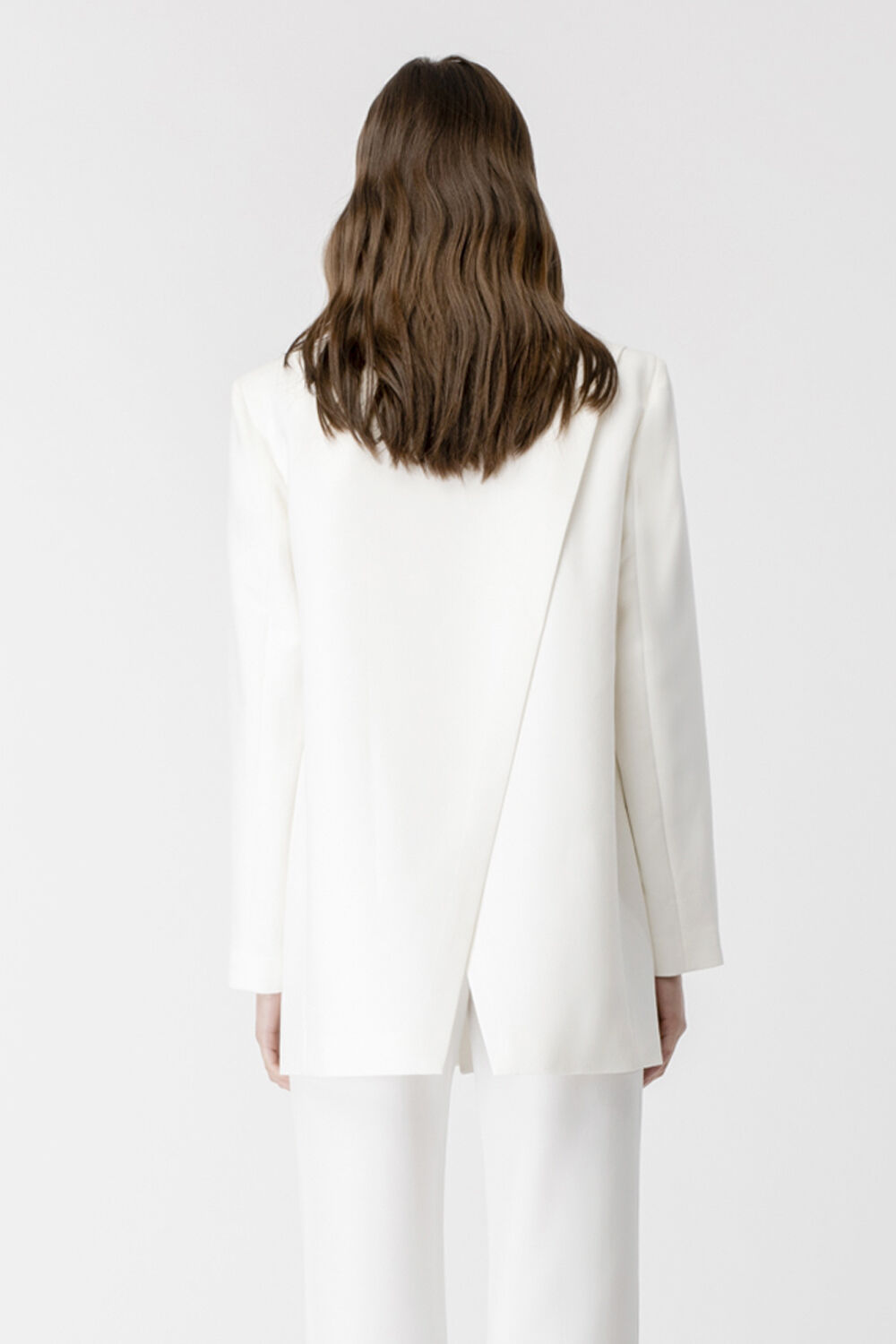 MAISON SPLIT BACK BLAZER in colour BRIGHT WHITE