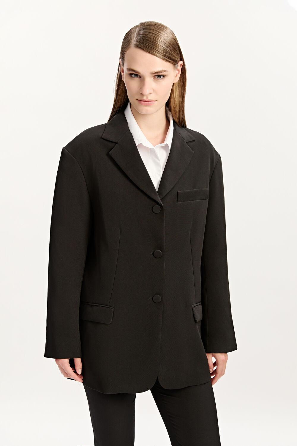 AKIA OVERSIZED BLAZER in colour CAVIAR