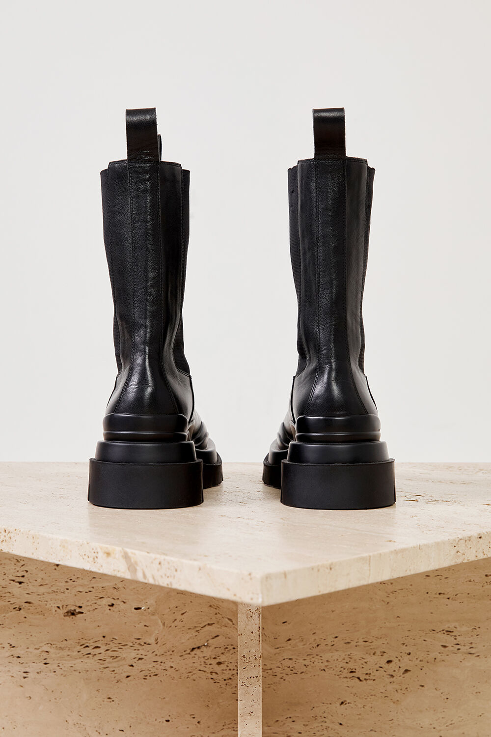 THE DION BOOT in colour CAVIAR