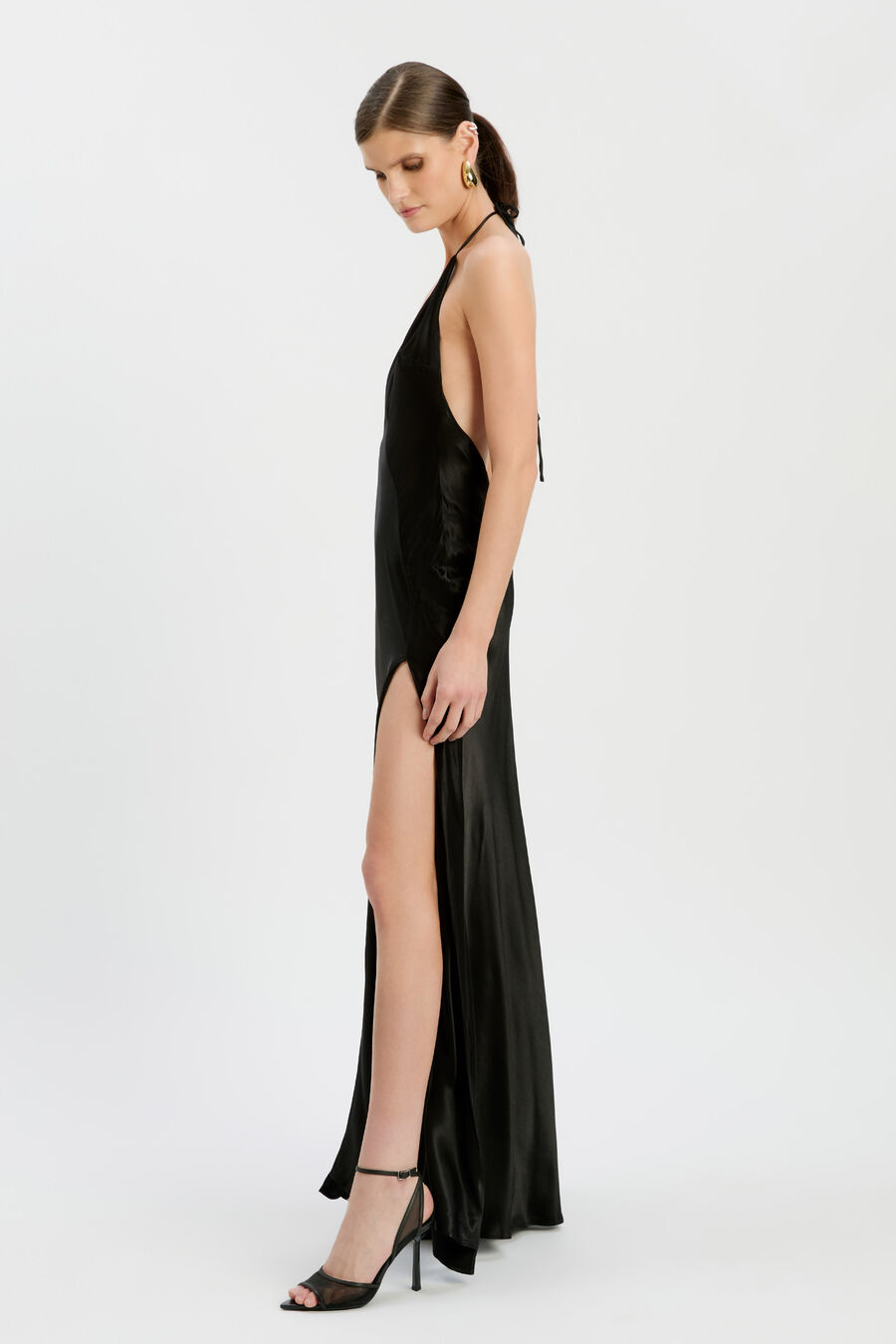YVE HALTER DRESS in colour BLACK