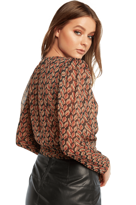 SHEER TIE TOP in colour GARDEN GREEN