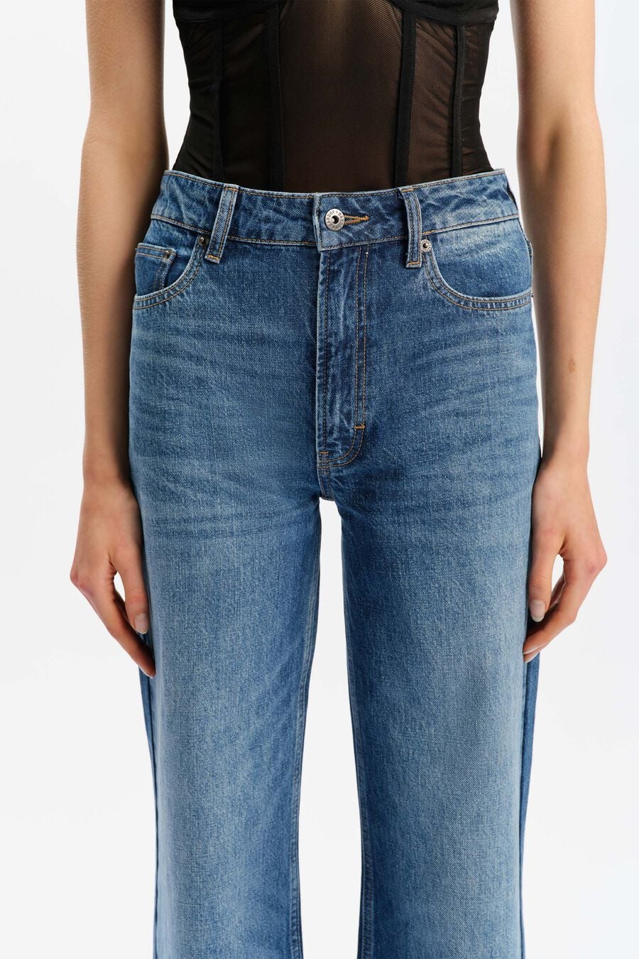 030 High Rise Wide Leg Jean