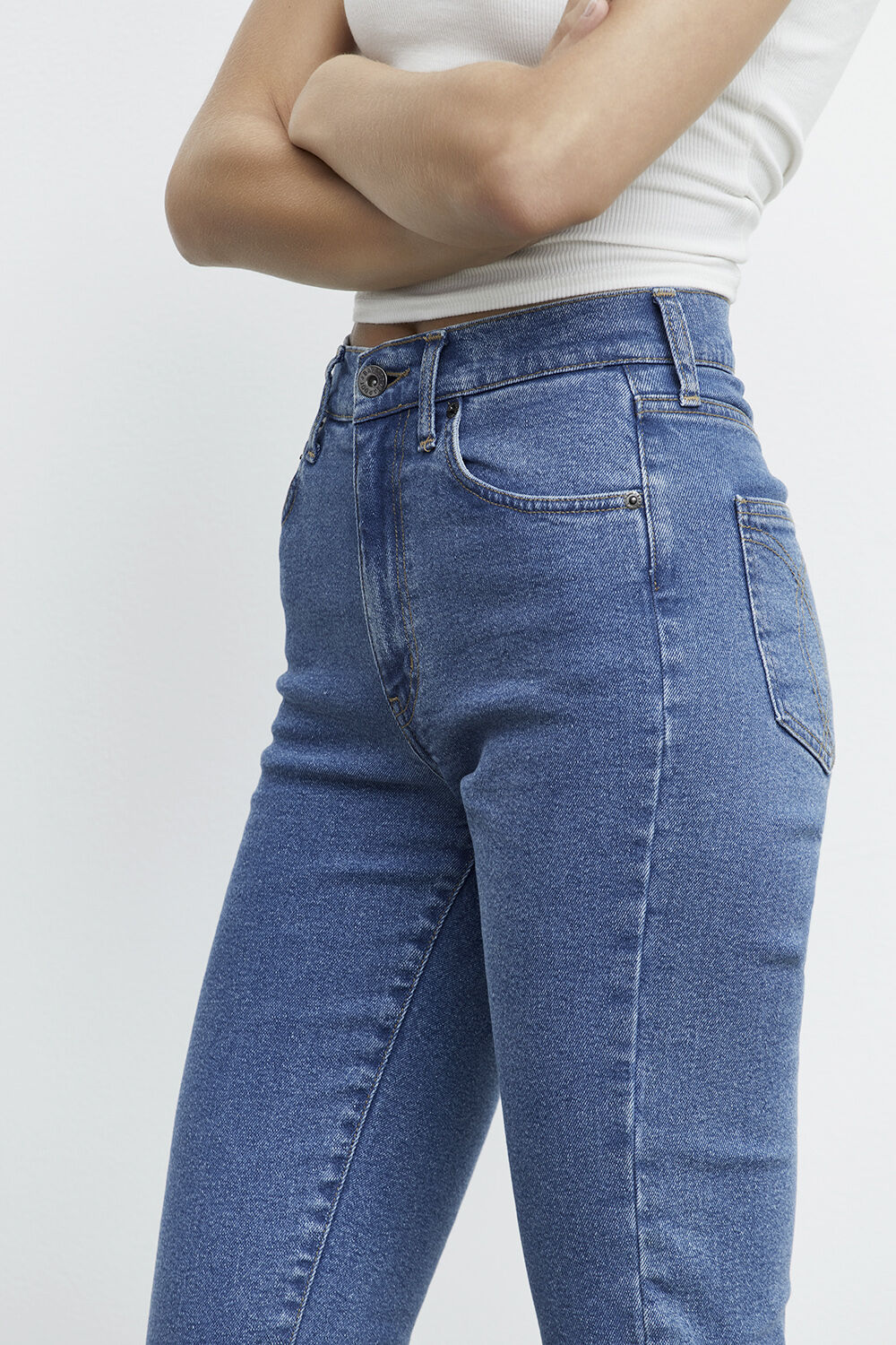 PETRA STRAIGHT JEAN in colour TRUE NAVY