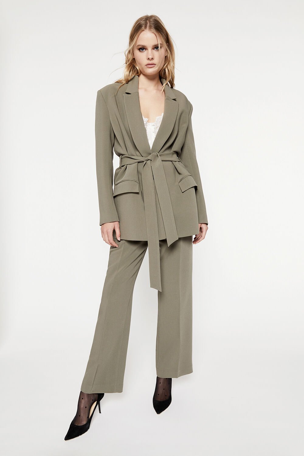 BELTED BLAZER in colour IVY GREEN