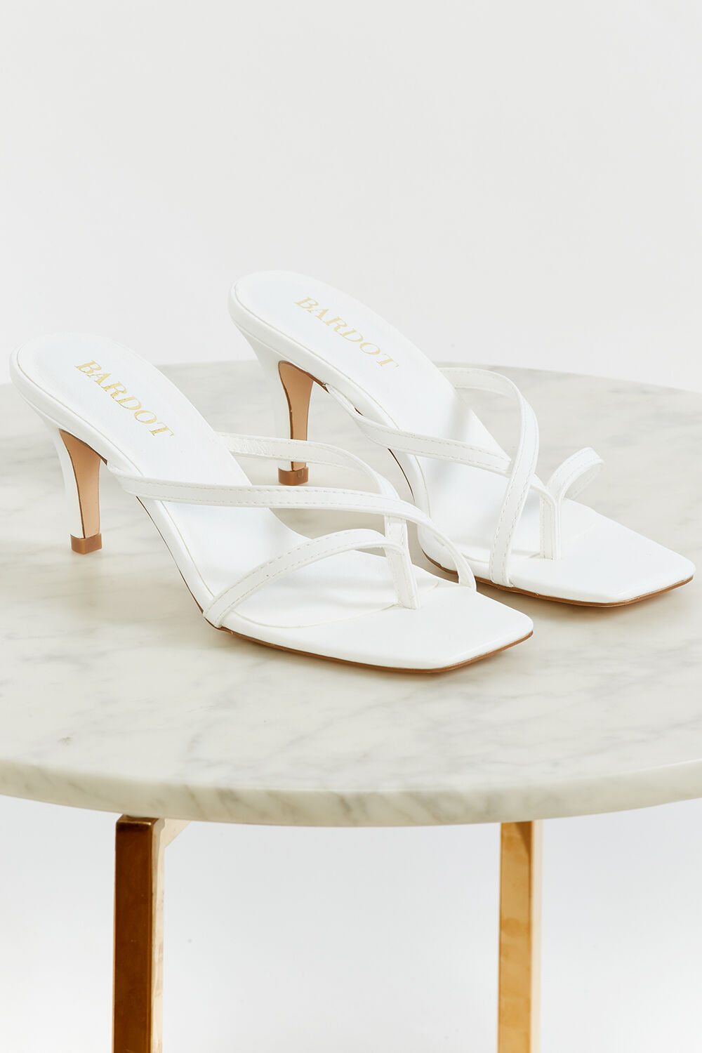 SQUARE STRAPPY HEEL in colour CLOUD DANCER