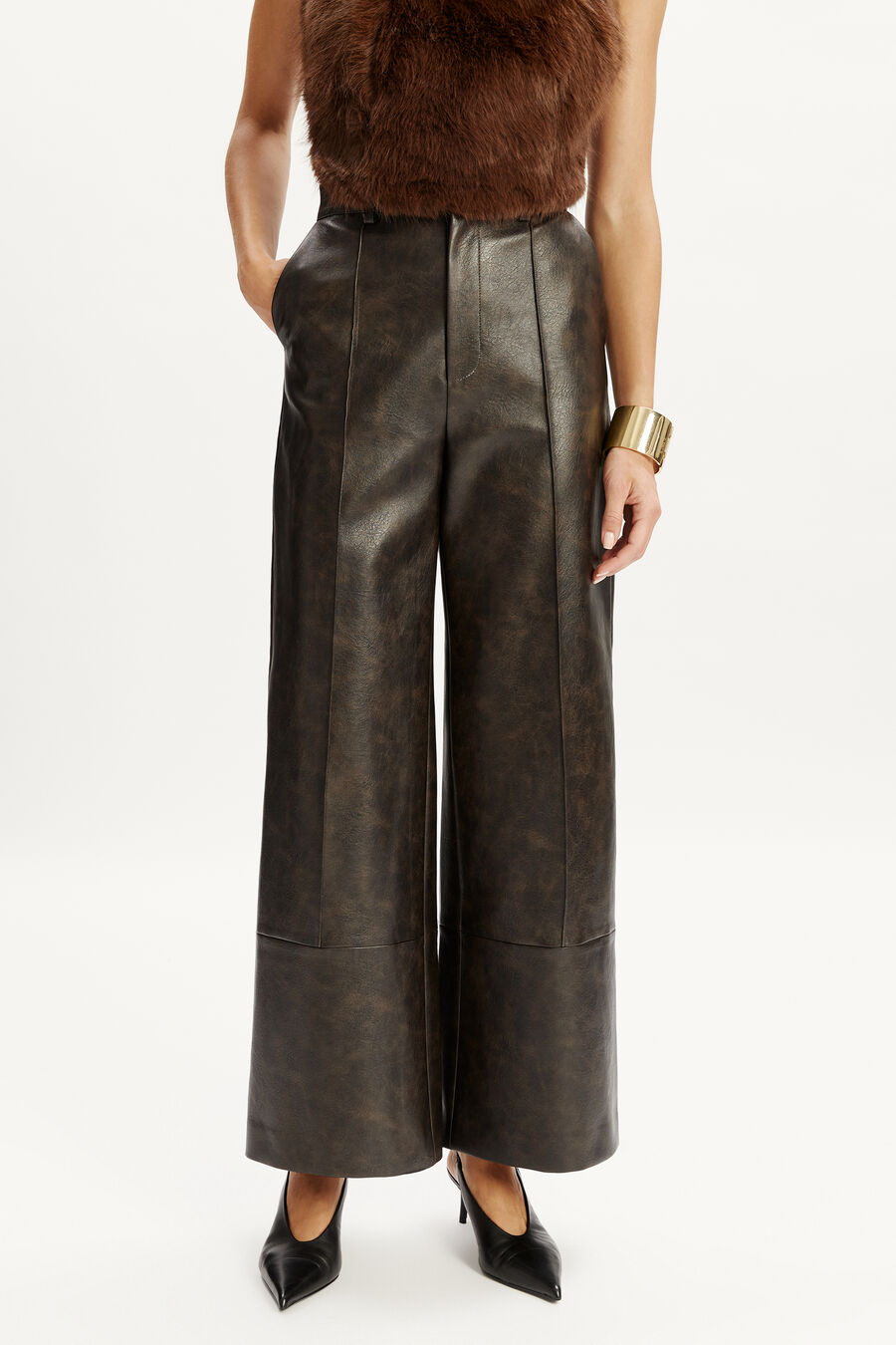MARLOWE VEGAN LEATHER PANT in colour DARK CHOCO