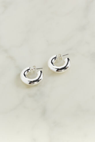 BASIC THICK MINI HOOP EARRING in colour SILVER