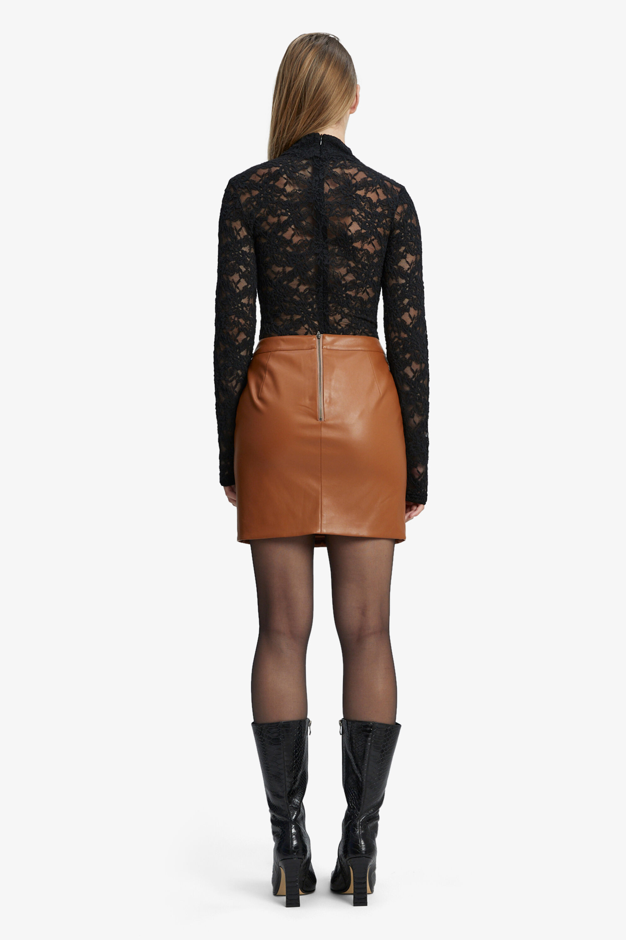 Black leather skirt bardot deals