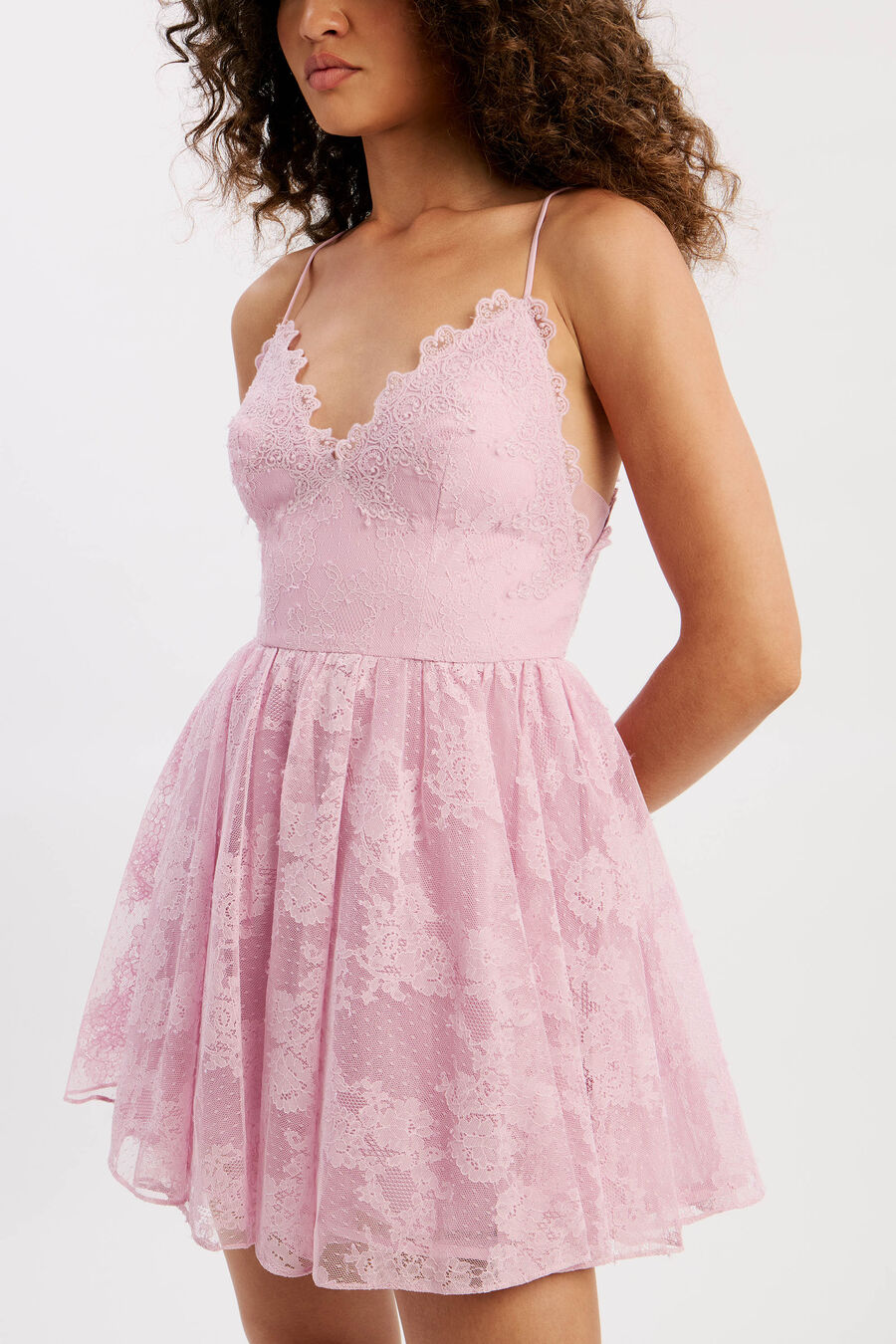ORELIA LACE MINI DRESS in colour Lilac
