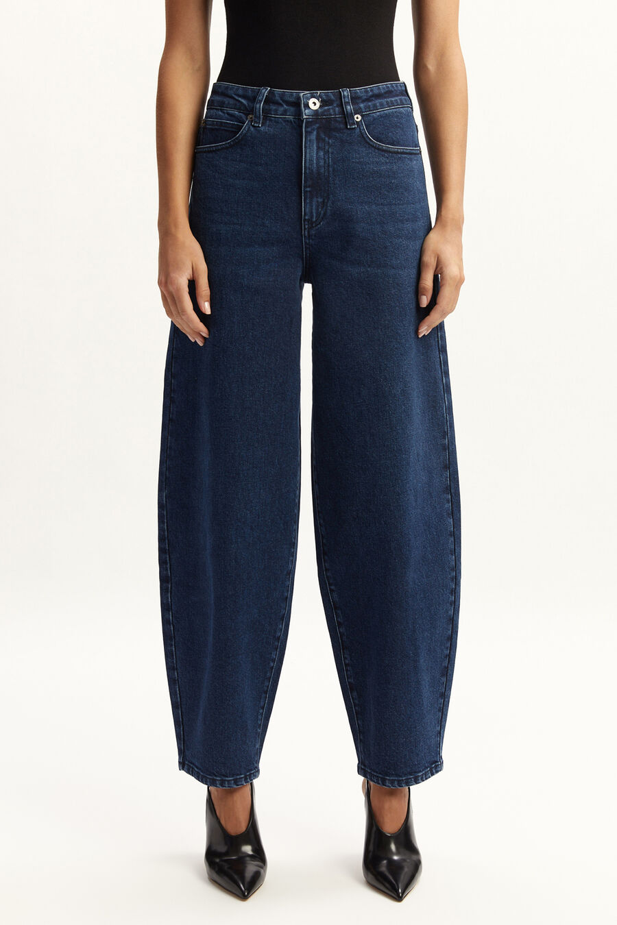 Delphina Barrel Leg Jean