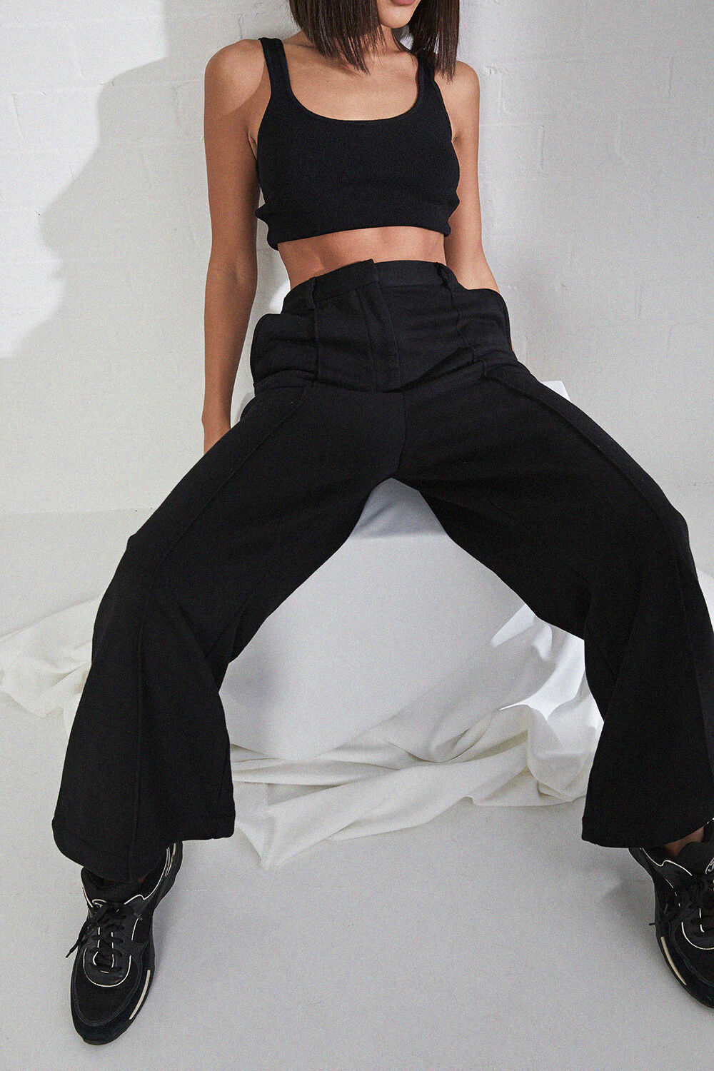 TAILORED TRACK PANT in colour CAVIAR