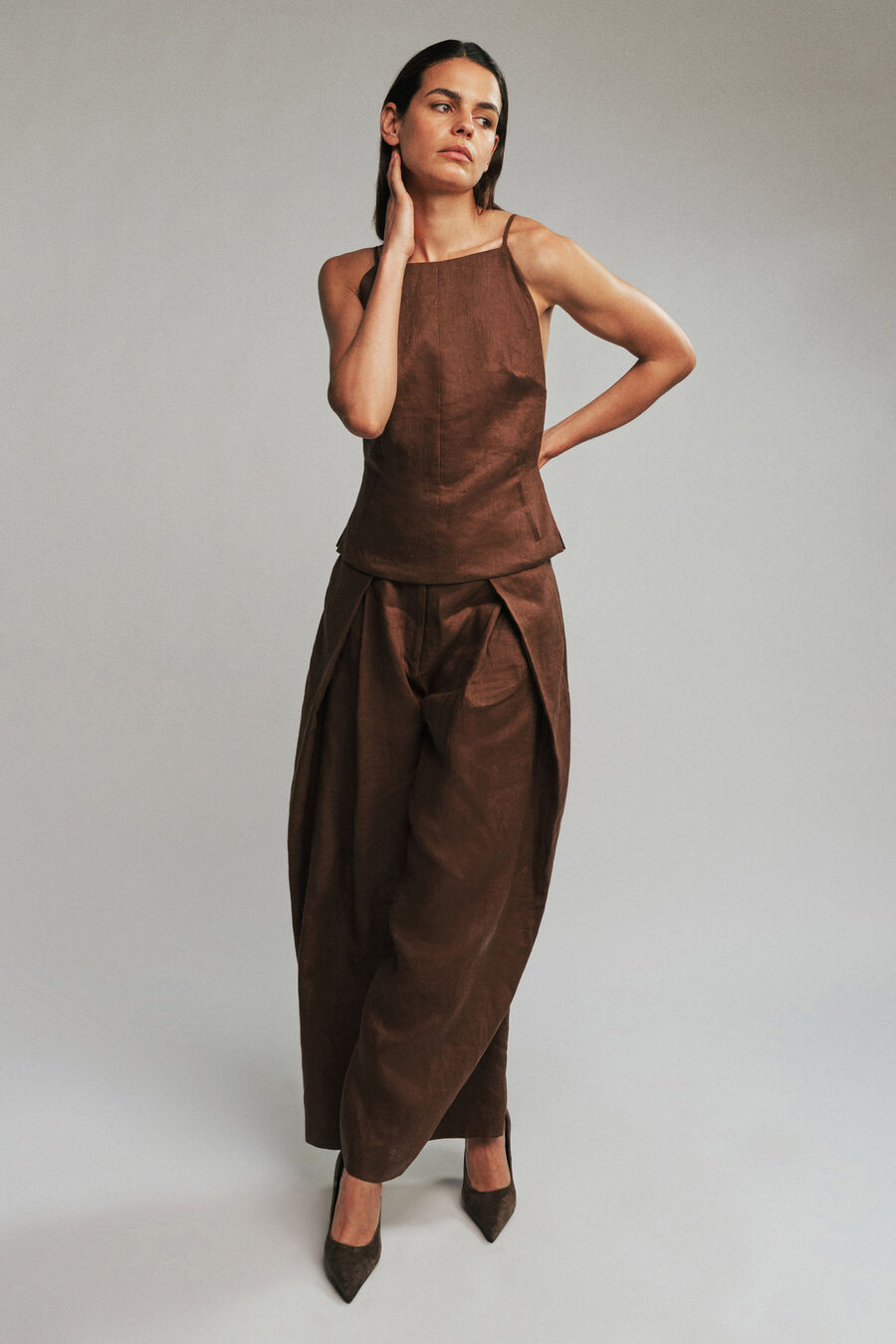 Laurie Pleat Front Linen Pant