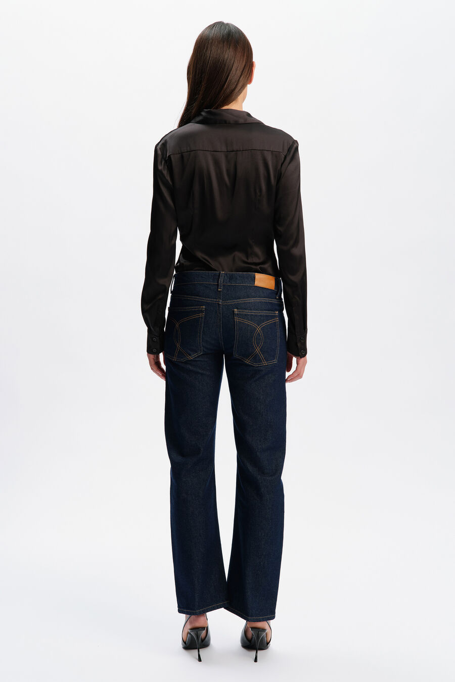030 Low Rise Straight Leg Jean