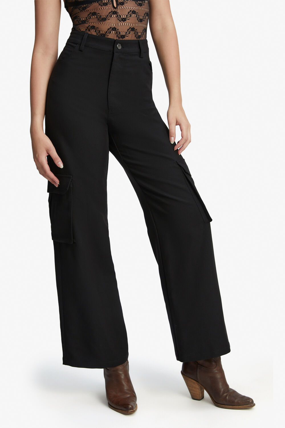 Hestia Cargo Pant in colour CAVIAR