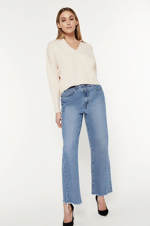 OVERSIZED COLLAR KNIT in colour IVORY CREAM