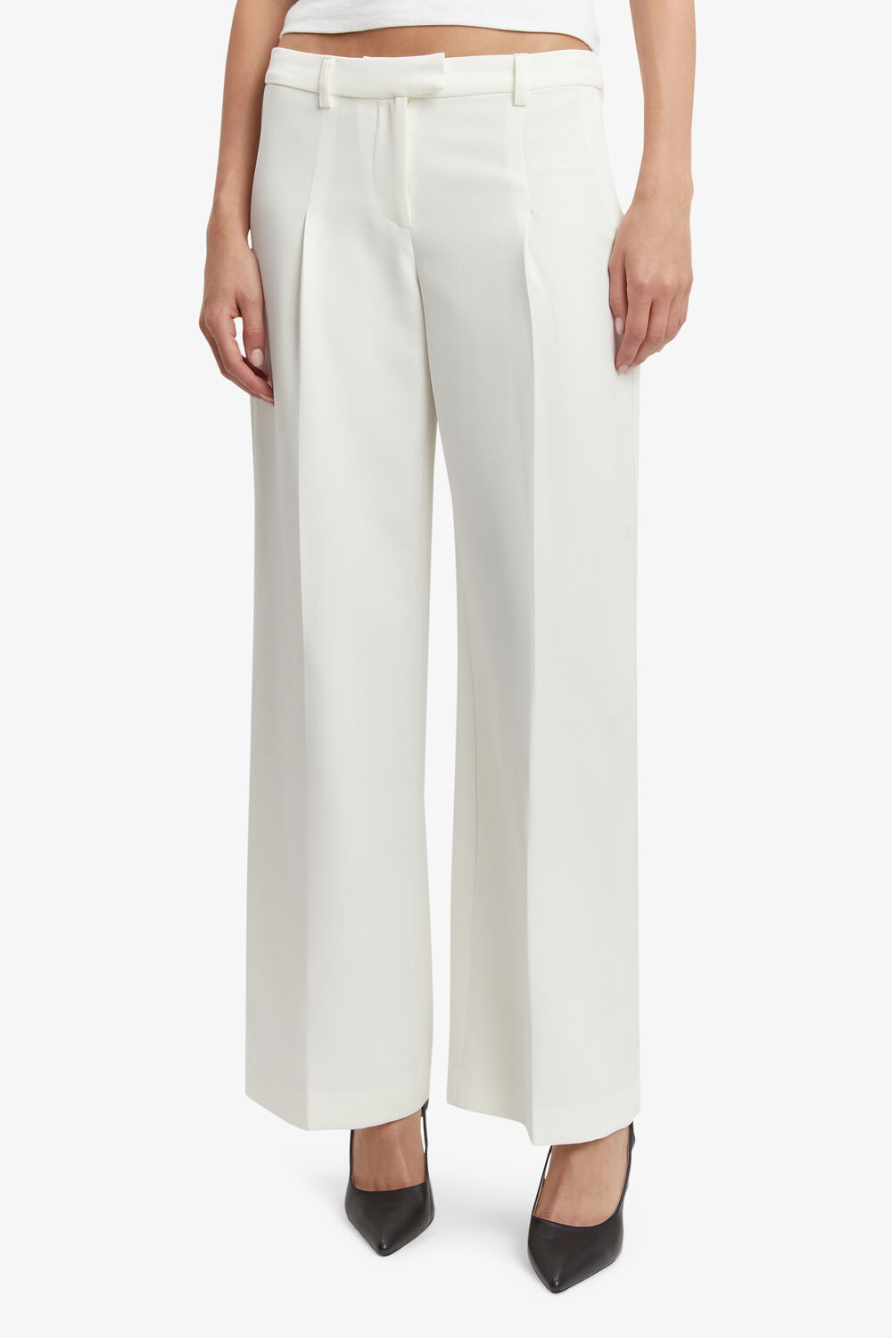 CASSIAN TAILORED PANT in colour CLOUD DANCER