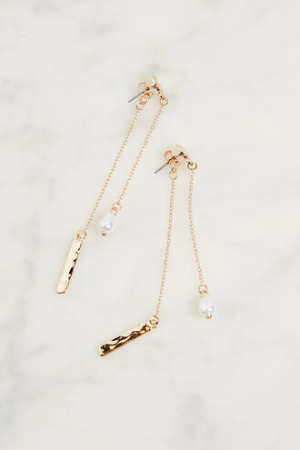 CHAIN AND PEARL DROP EARRING in colour GOLD EARTH
