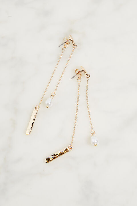 CHAIN AND PEARL DROP EARRING in colour GOLD EARTH