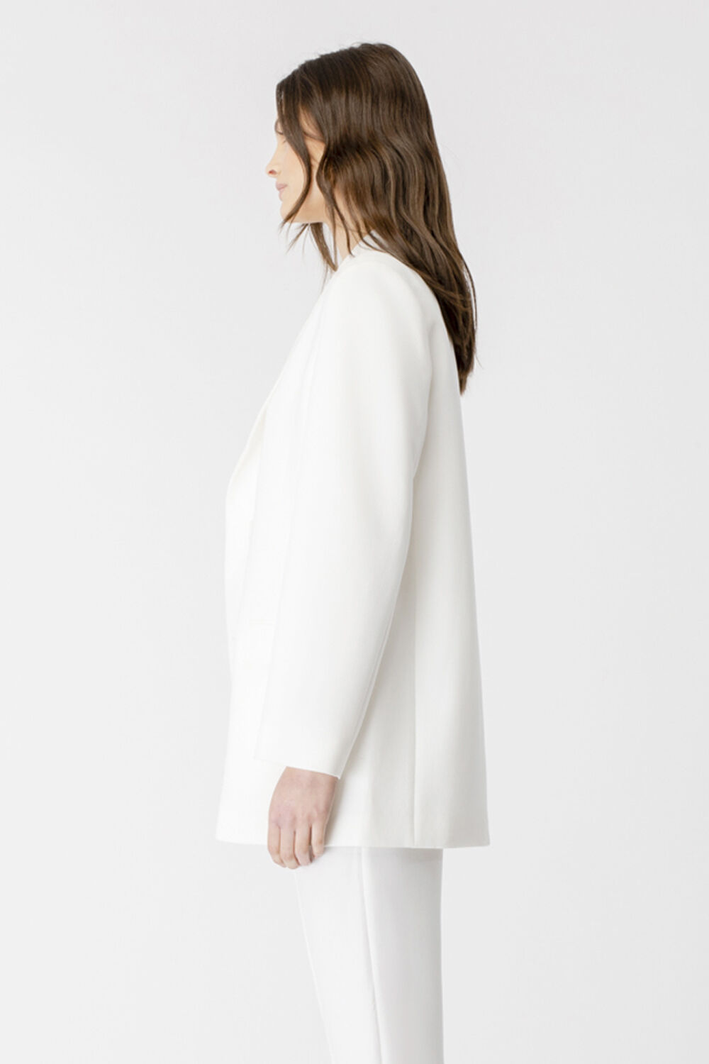 MAISON SPLIT BACK BLAZER in colour BRIGHT WHITE