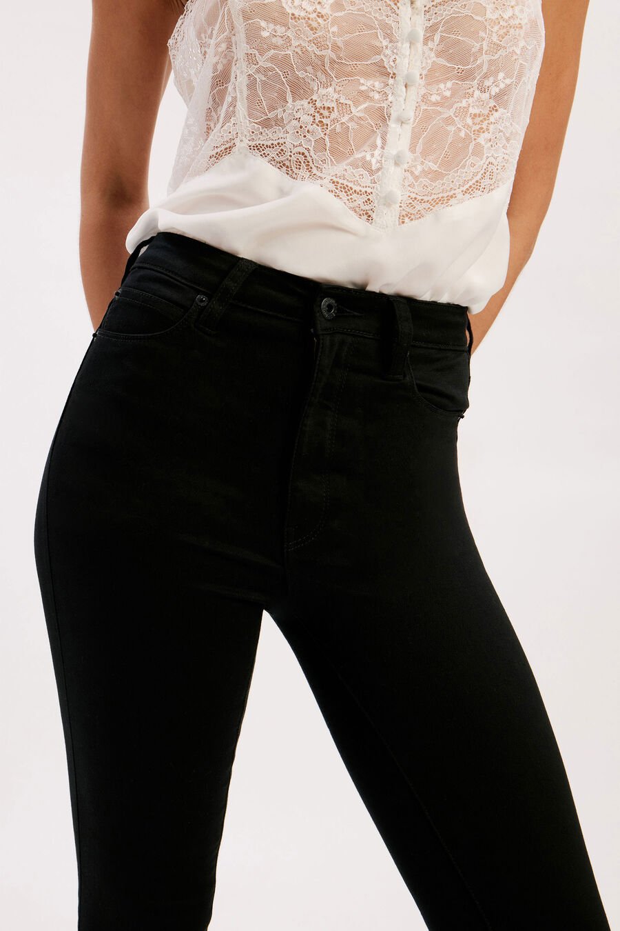 Khloe Super High Tall Jeans