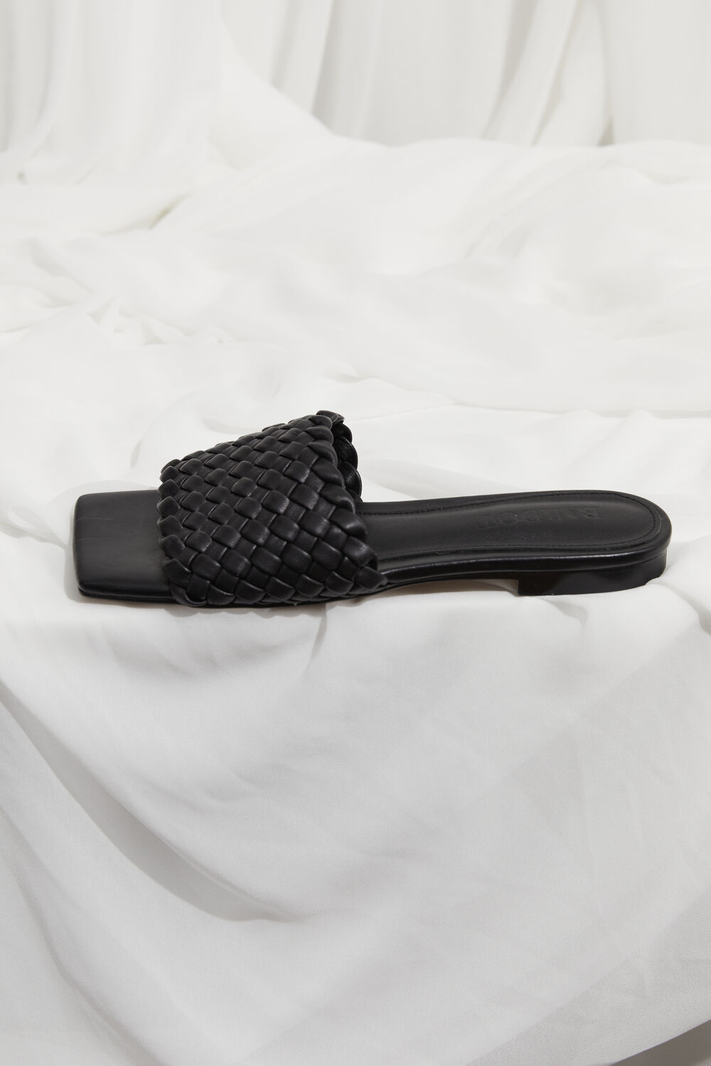 THE WEAVE SANDAL in colour METEORITE