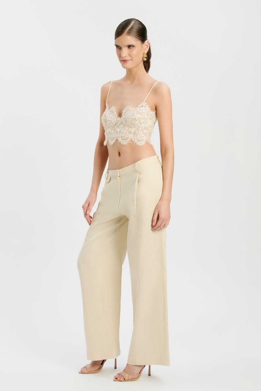 LINELLA LACE BRALETTE in colour IVORY